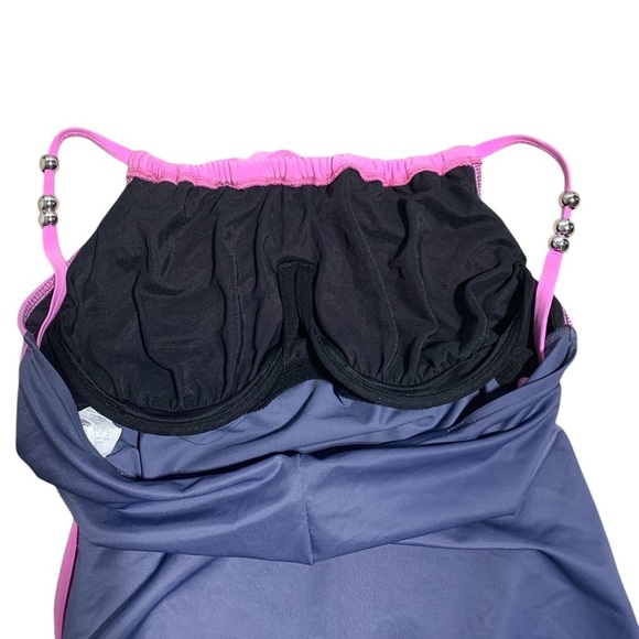 MagicSuit Women's Pink & Charcoal Two-Tone Ruched One-Piece Swimsuit Size 16 - Picture 3 of 6